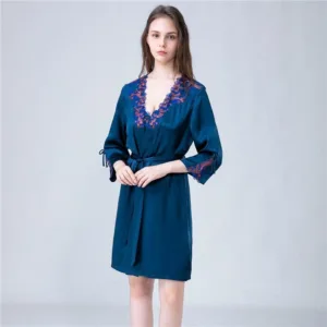 ensemble bleu en soie