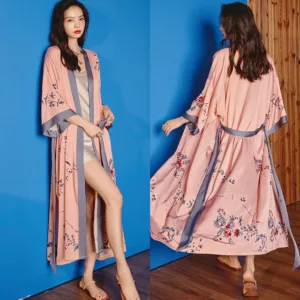 Peignoir En Satin Rose Vintage