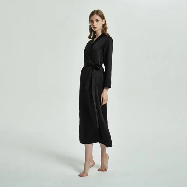 Peignoir Long Satin Noir.jpg