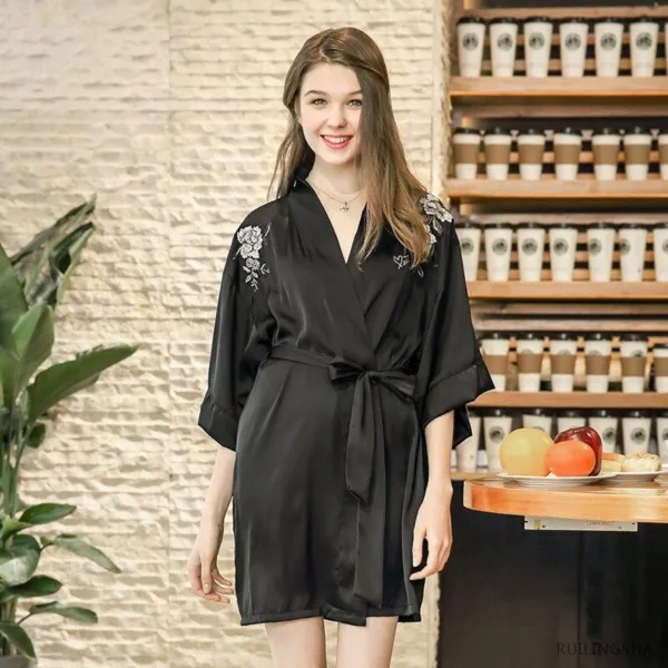 Peignoir Satin Femme Noir.jpg