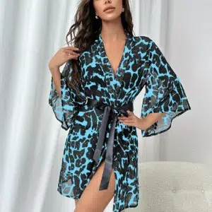 Kimono femme léopard turquoise : audace et élégance